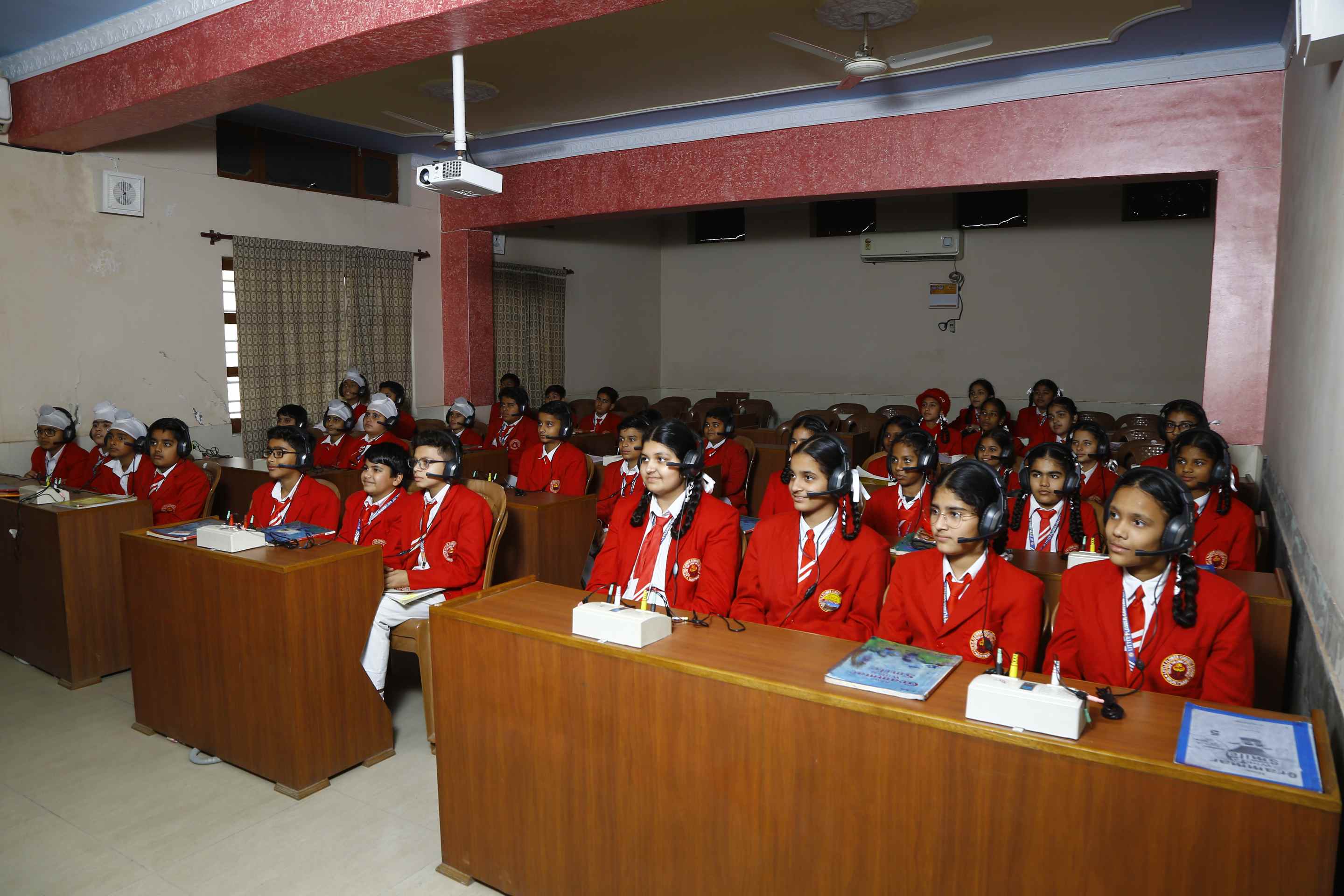 LANGUAGE LAB